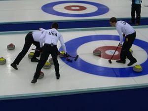 320px-Curling_Torino_2006_Pinerolo_Palaghiaccio_scena2